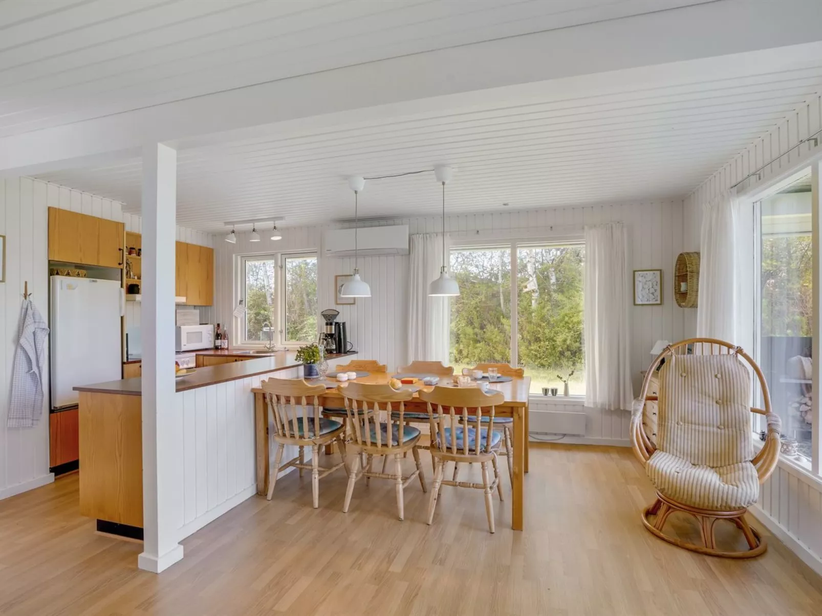 "Thina" - 750m to the fjord-Binnen