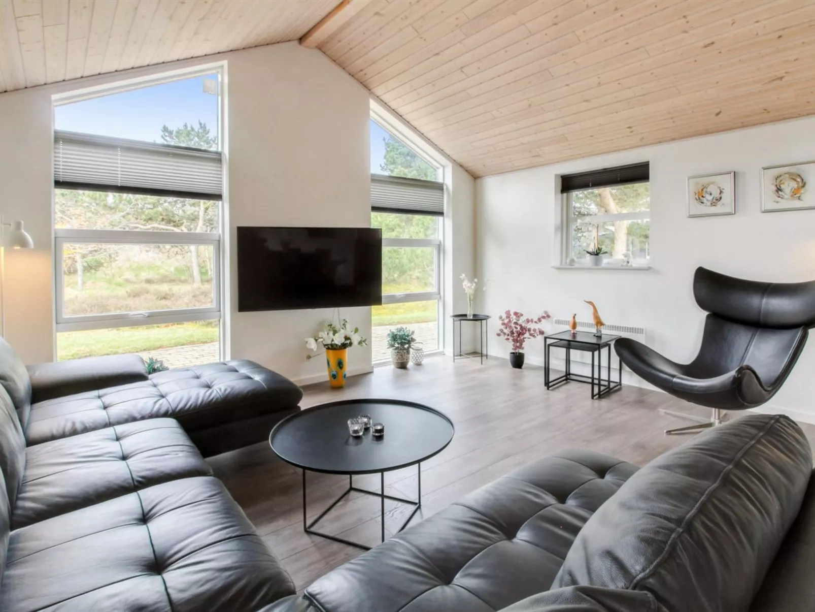 "Nauka" - 2.3km from the sea-Binnen