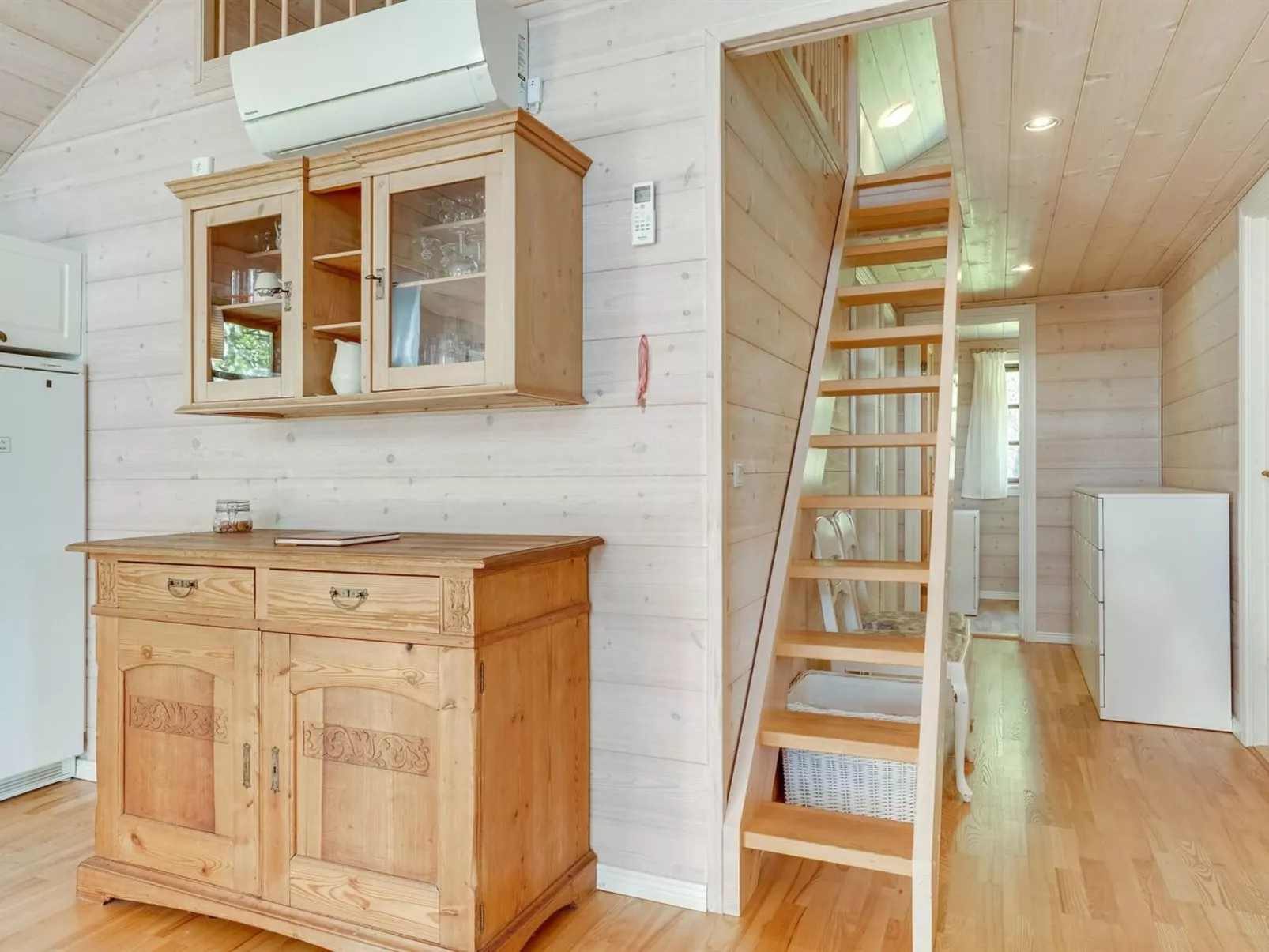 "Floriane" - 700m from the sea-Binnen