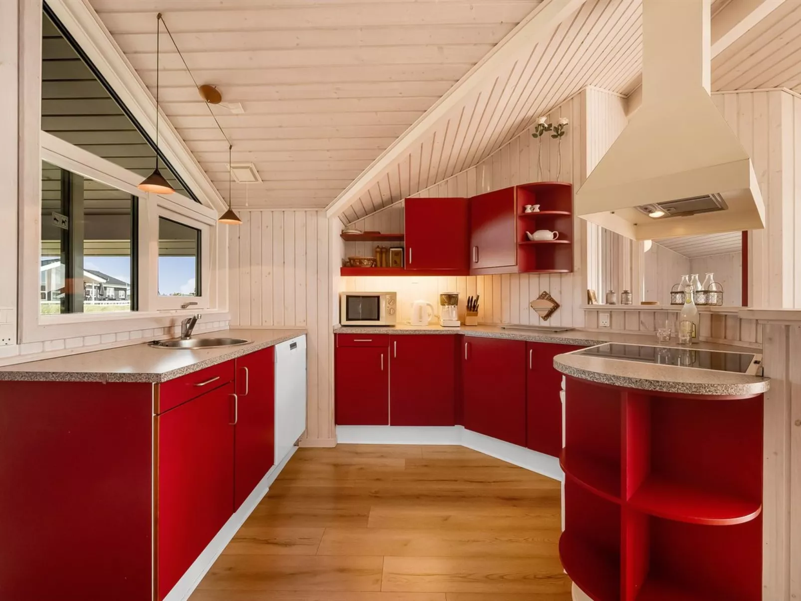 "Emelie" - 200m from the sea-Binnen