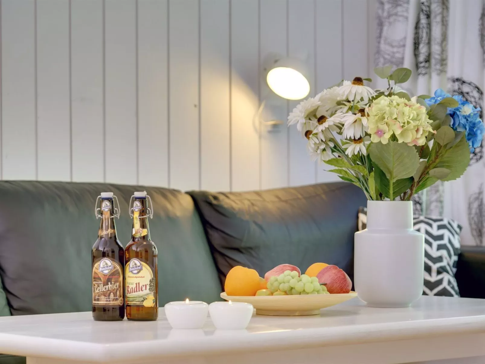 "Bergit" - 55m from the sea-Binnen