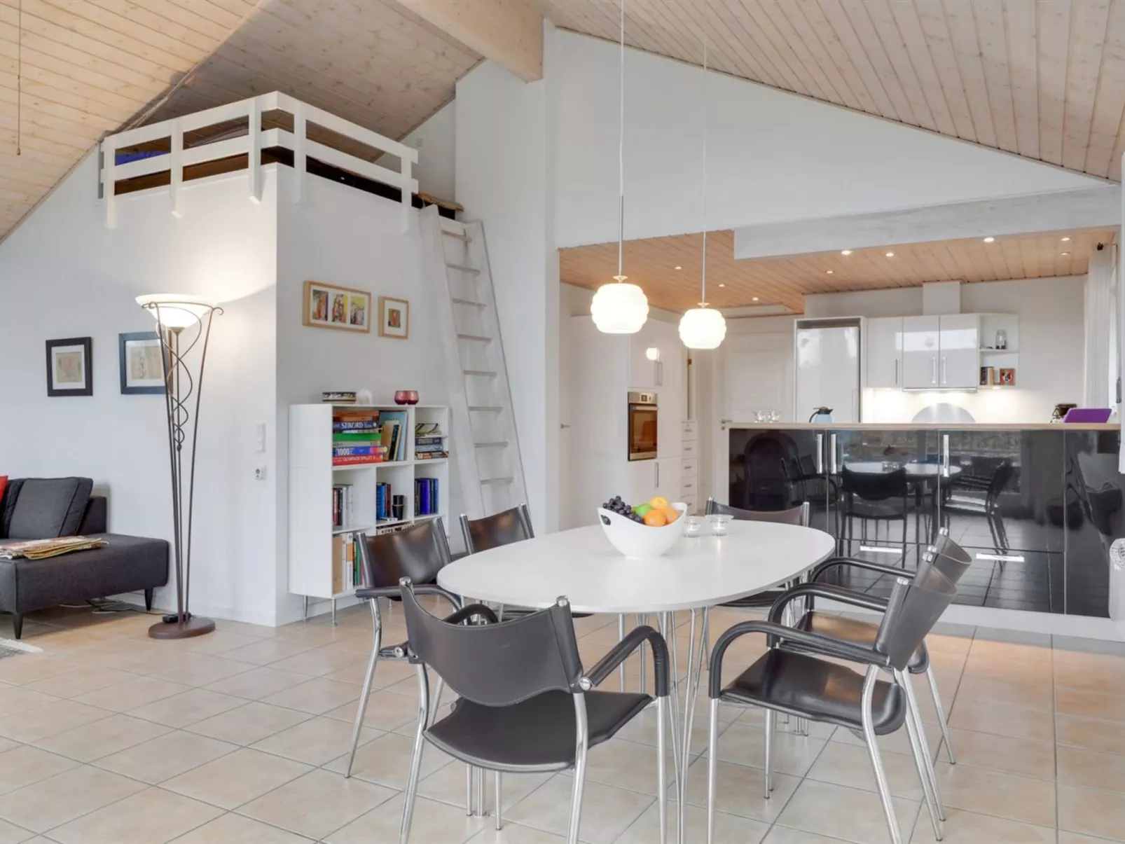 "Annesophie" - 300m to the fjord-Binnen