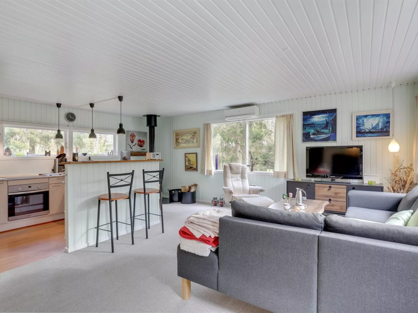 "Jaarne" - 800m from the sea-Binnen