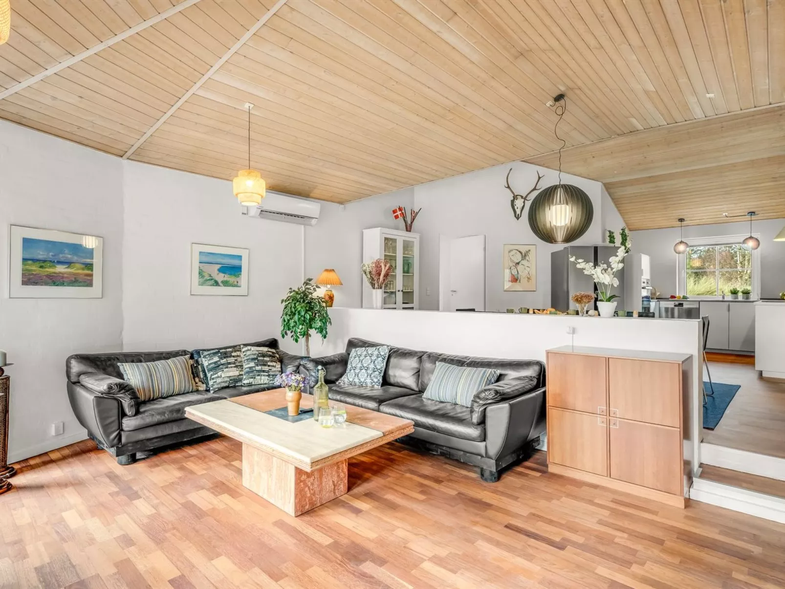 "Ingmund" - 2km from the sea-Binnen