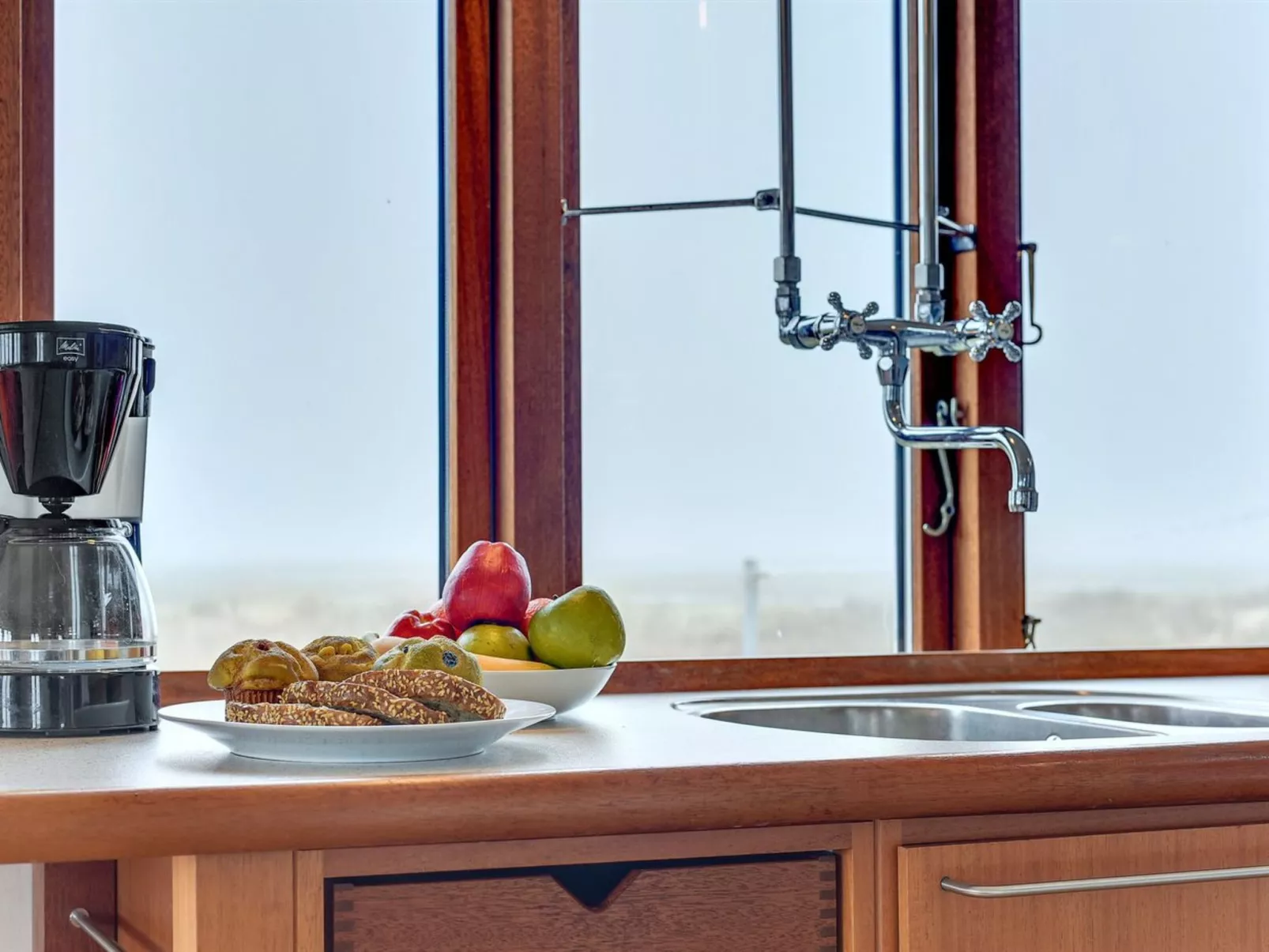 "Sybilla" - 700m from the sea-Binnen