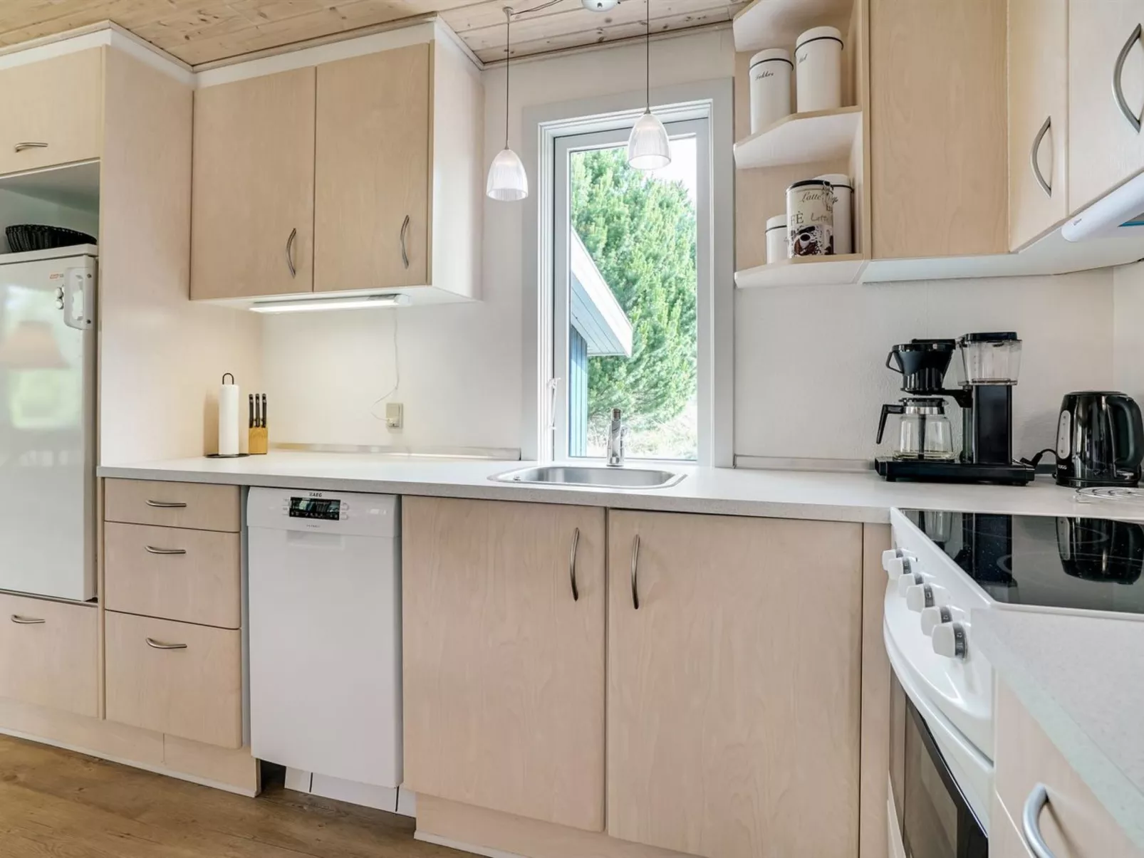 "Hughlek" - 900m from the sea-Binnen