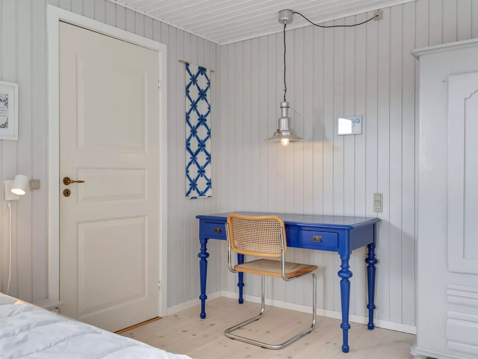 "Aleksi" - 500m from the sea-Binnen