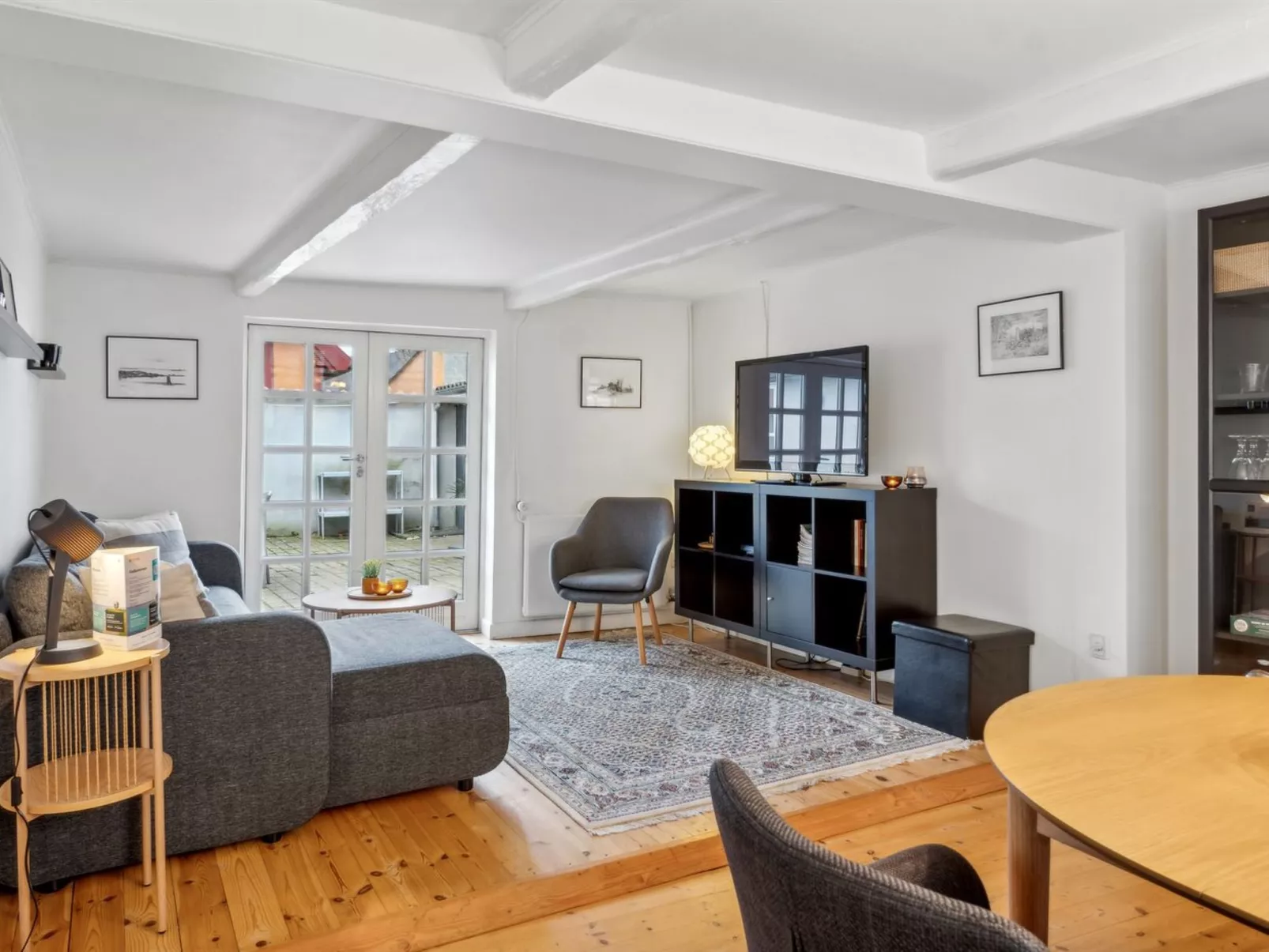 "Zezilie" - 500m from the sea-Binnen