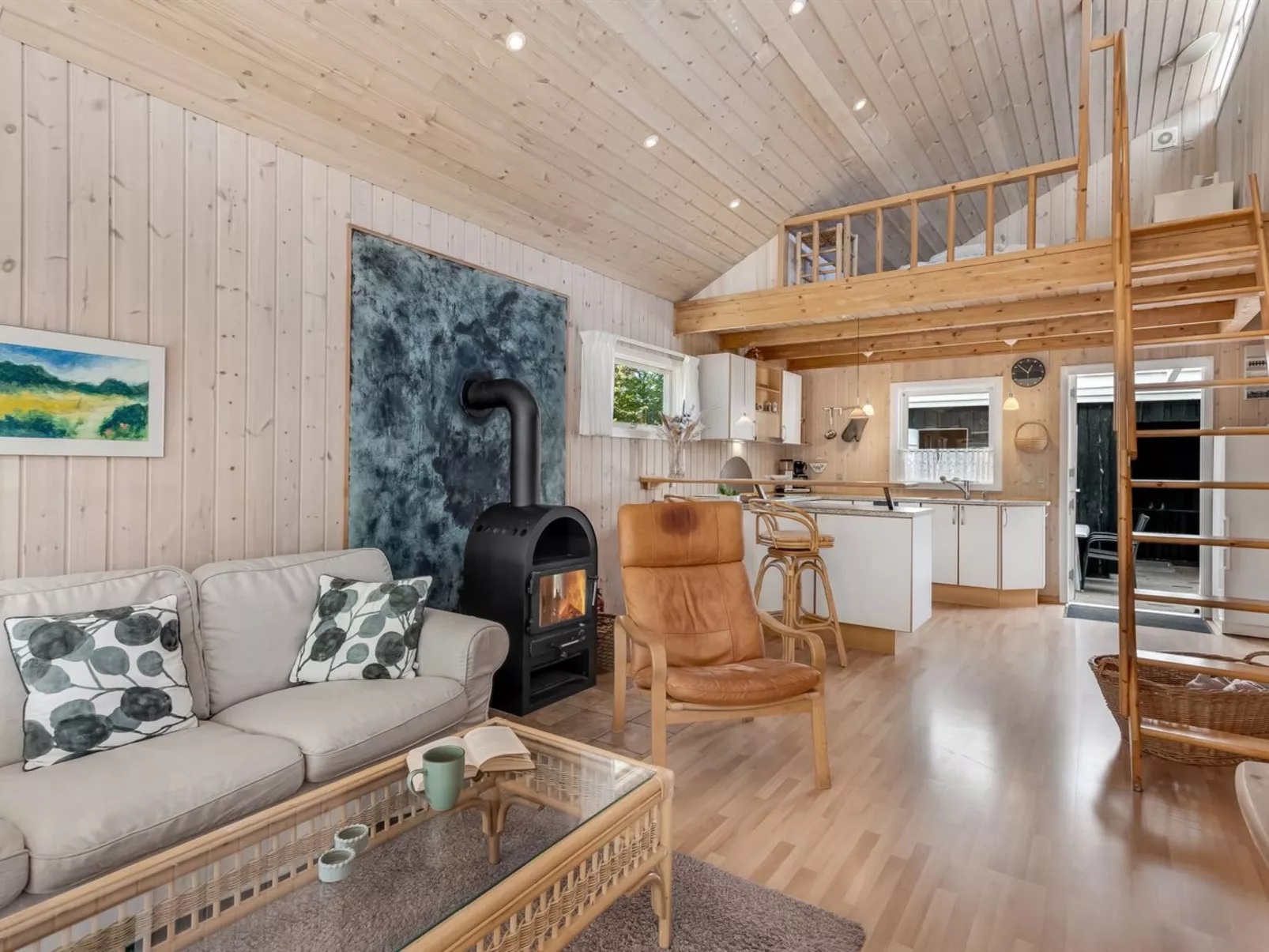 "Rustam" - 600m from the sea-Binnen