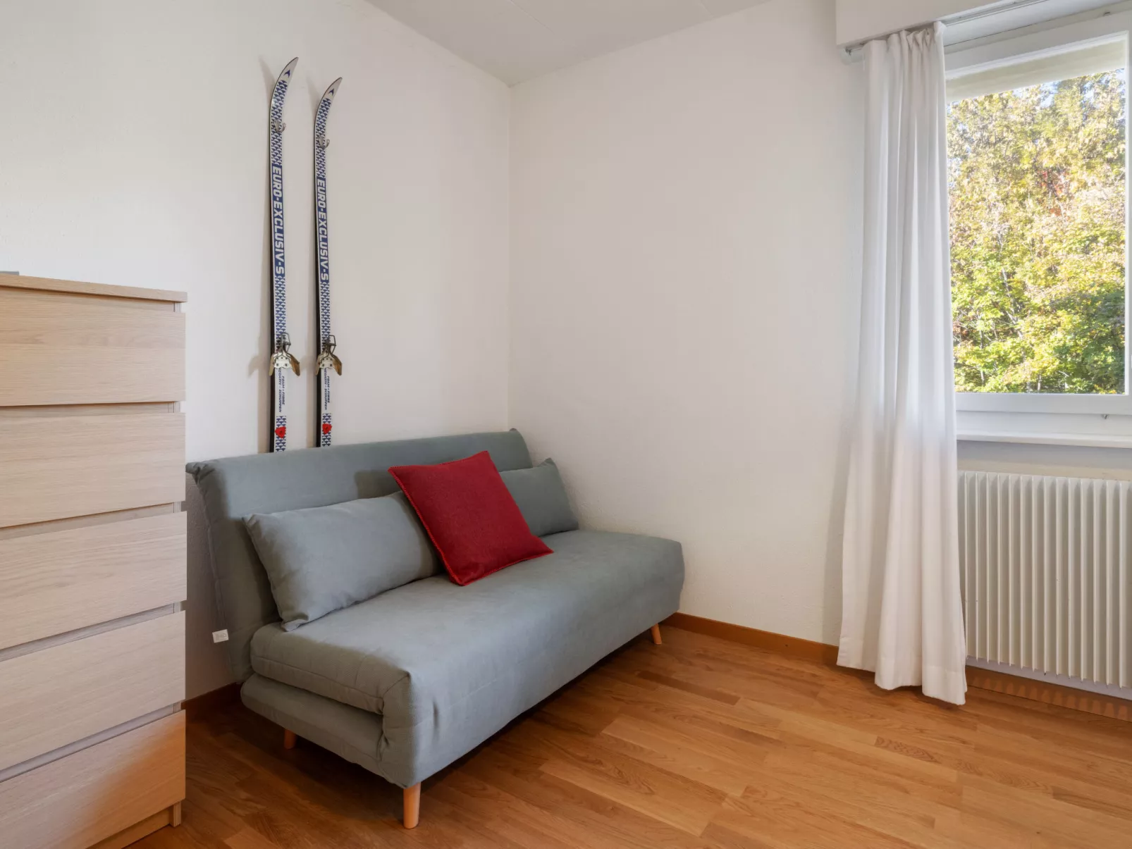 Belmont Est 80-Binnen