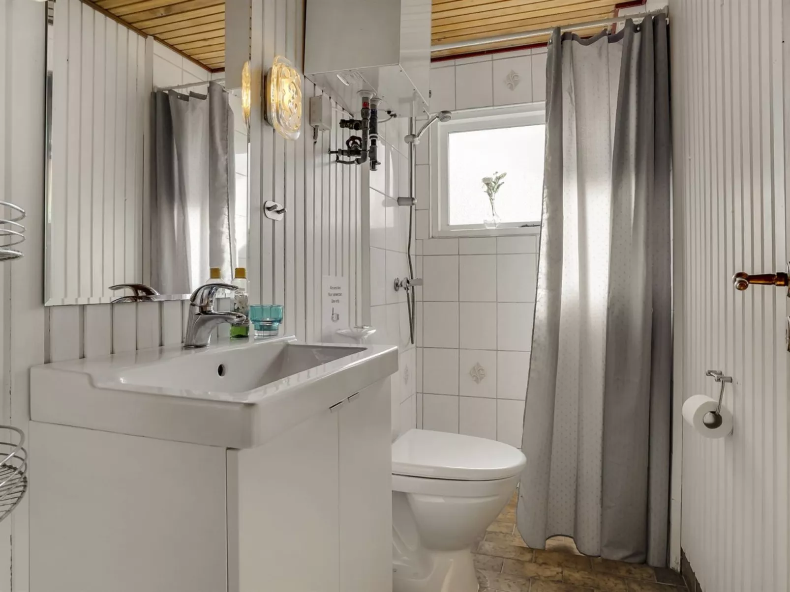 "Tayana" - 75m to the fjord-Binnen