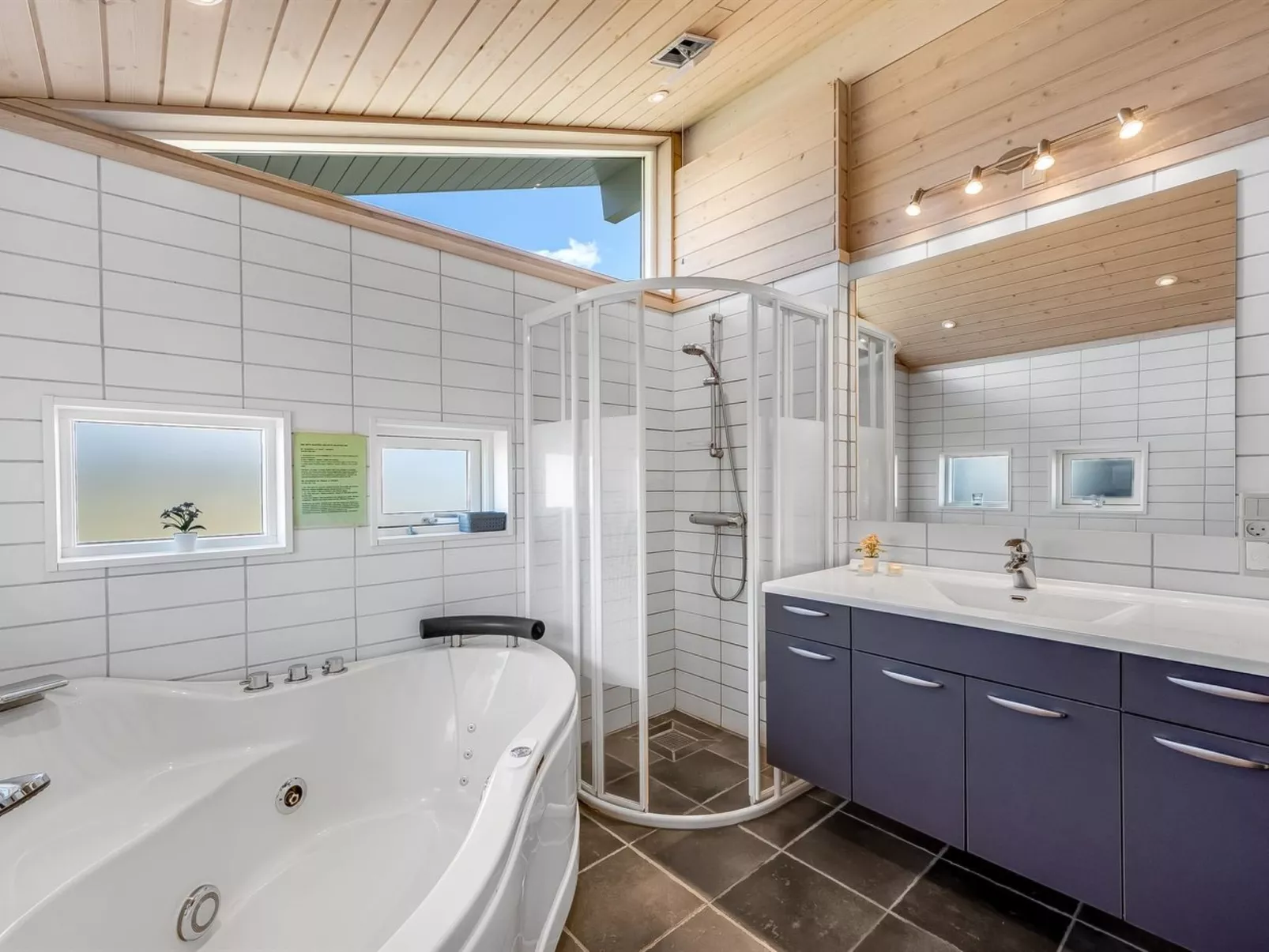 "Floriana" - 650m from the sea-Binnen