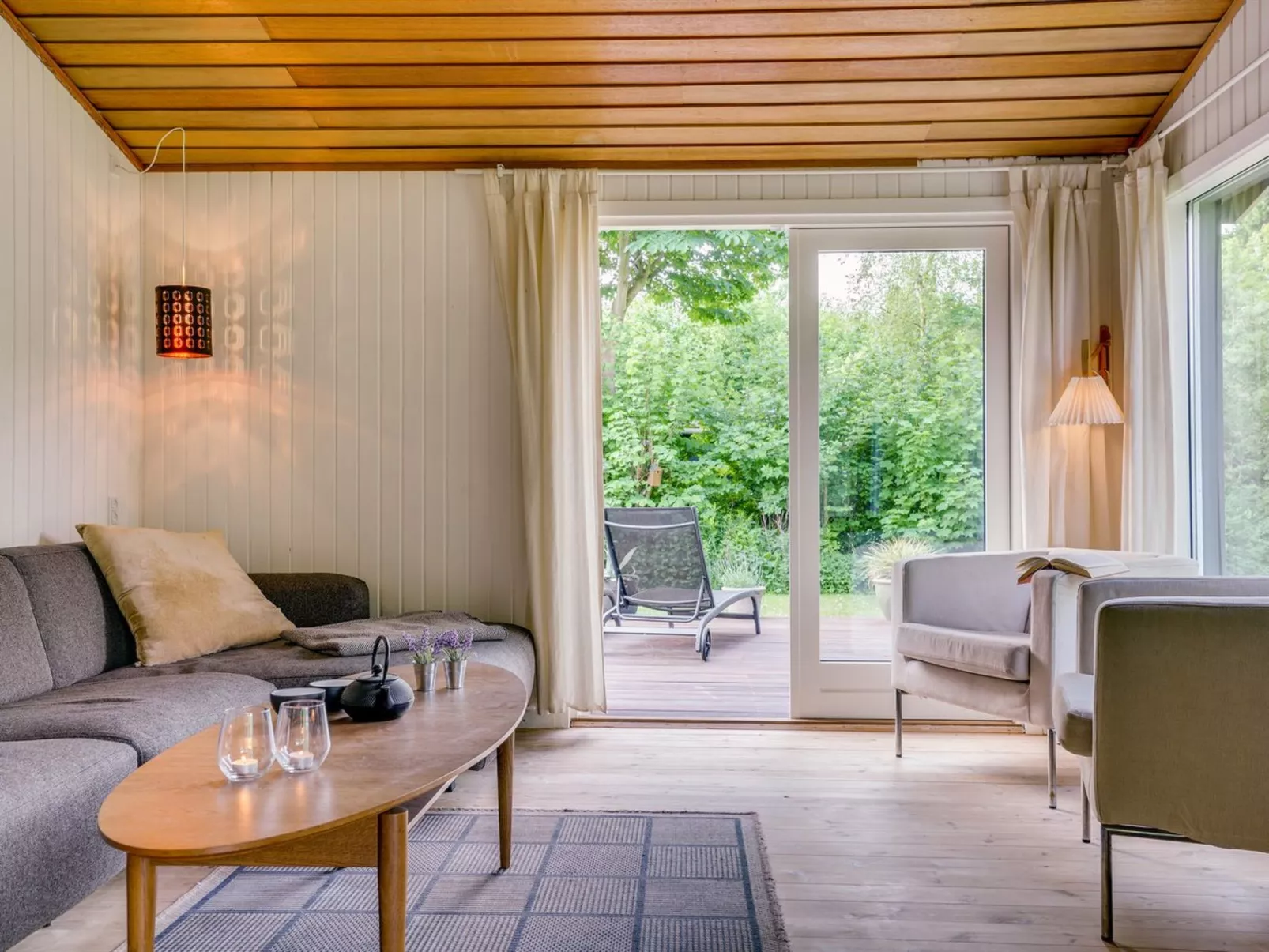 "Lucie" - 1.5km from the sea-Binnen