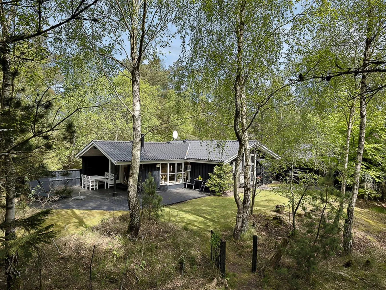 "Amabel" - 200m from the sea-Buiten