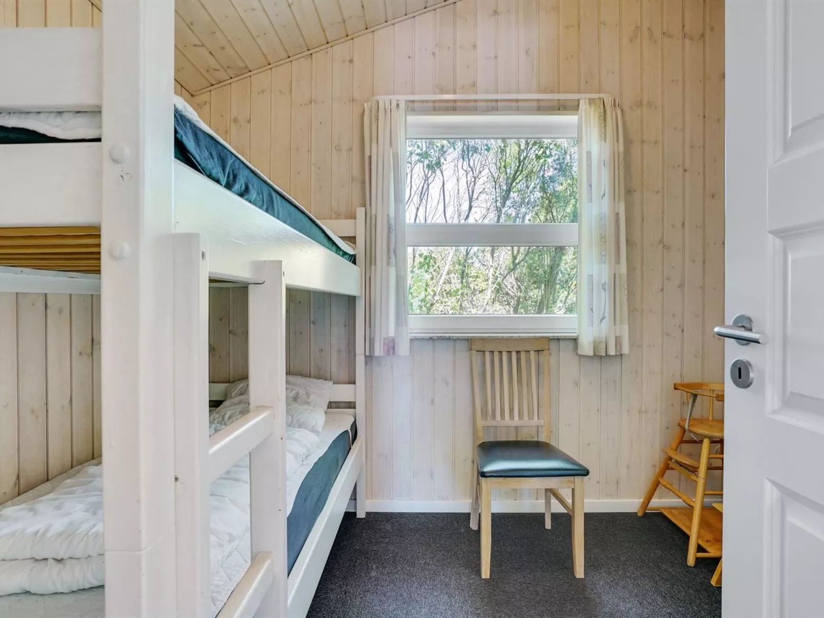 "Kajana" - 400m from the sea-Binnen