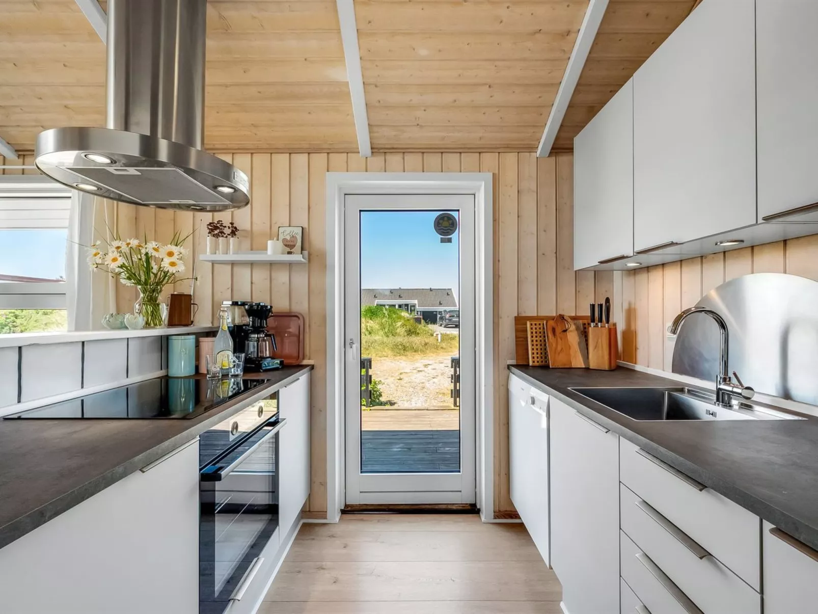 "Fejzo" - 700m to the fjord-Binnen