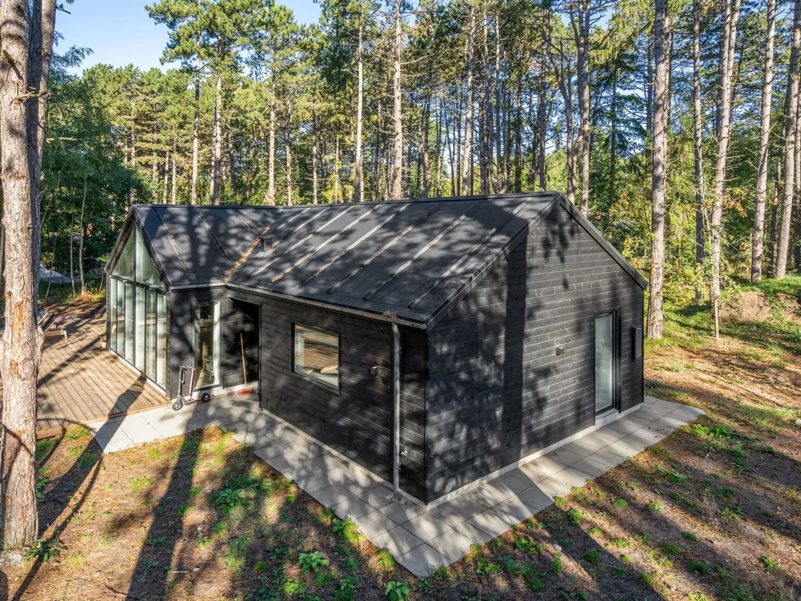 "Iwa" - 475m from the sea-Buiten