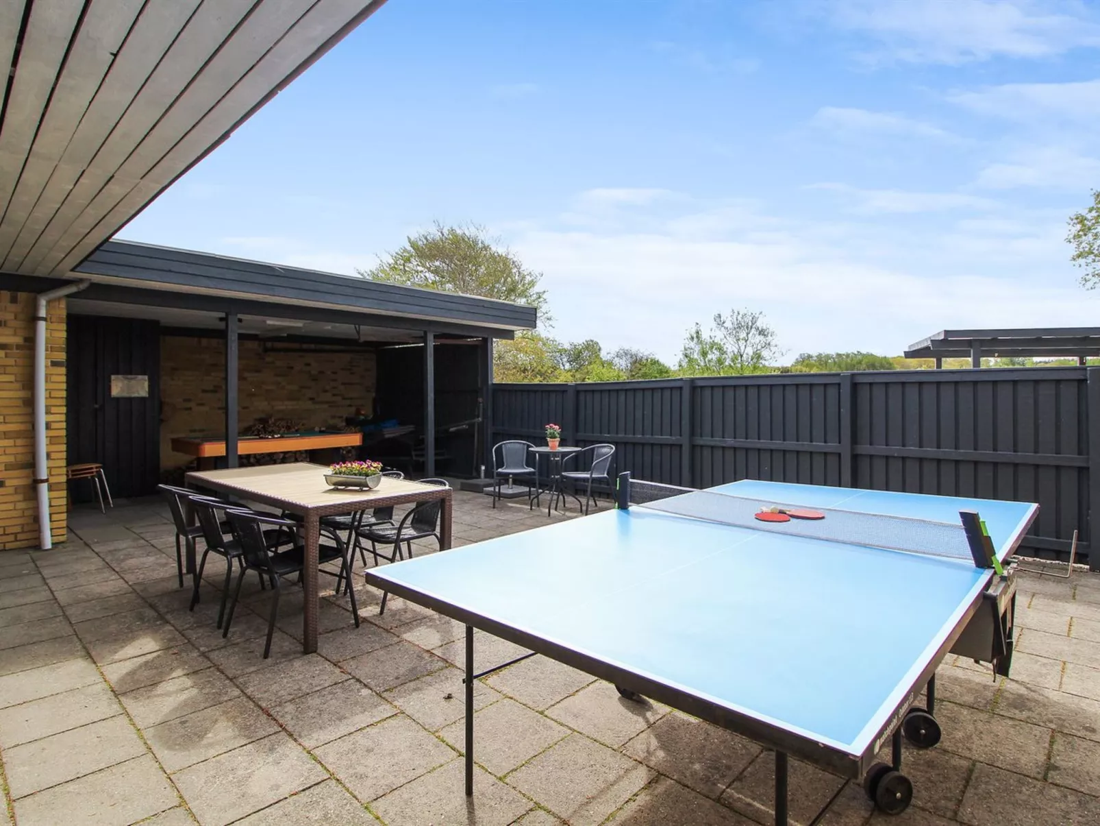 "Kiowa" - 100m from the sea-Buiten