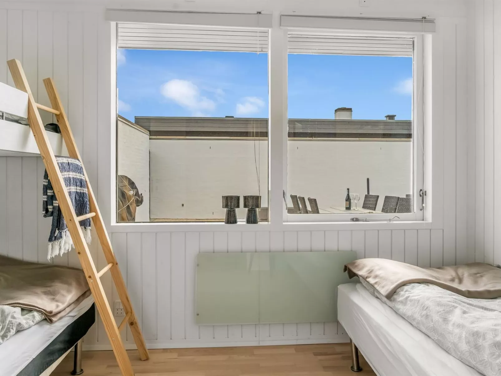 "Tarvo" - 400m from the sea-Binnen