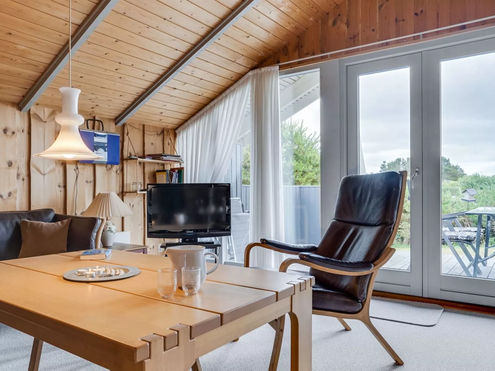 "Bryniulf" - 1.8km from the sea-Binnen