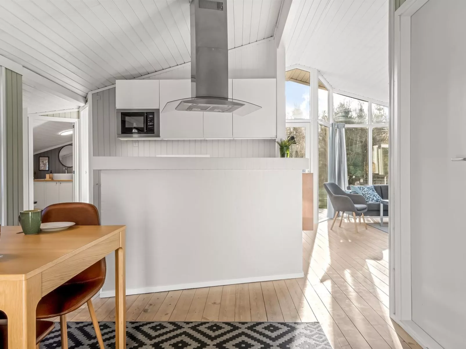 "Halwarth" - 250m from the sea-Binnen