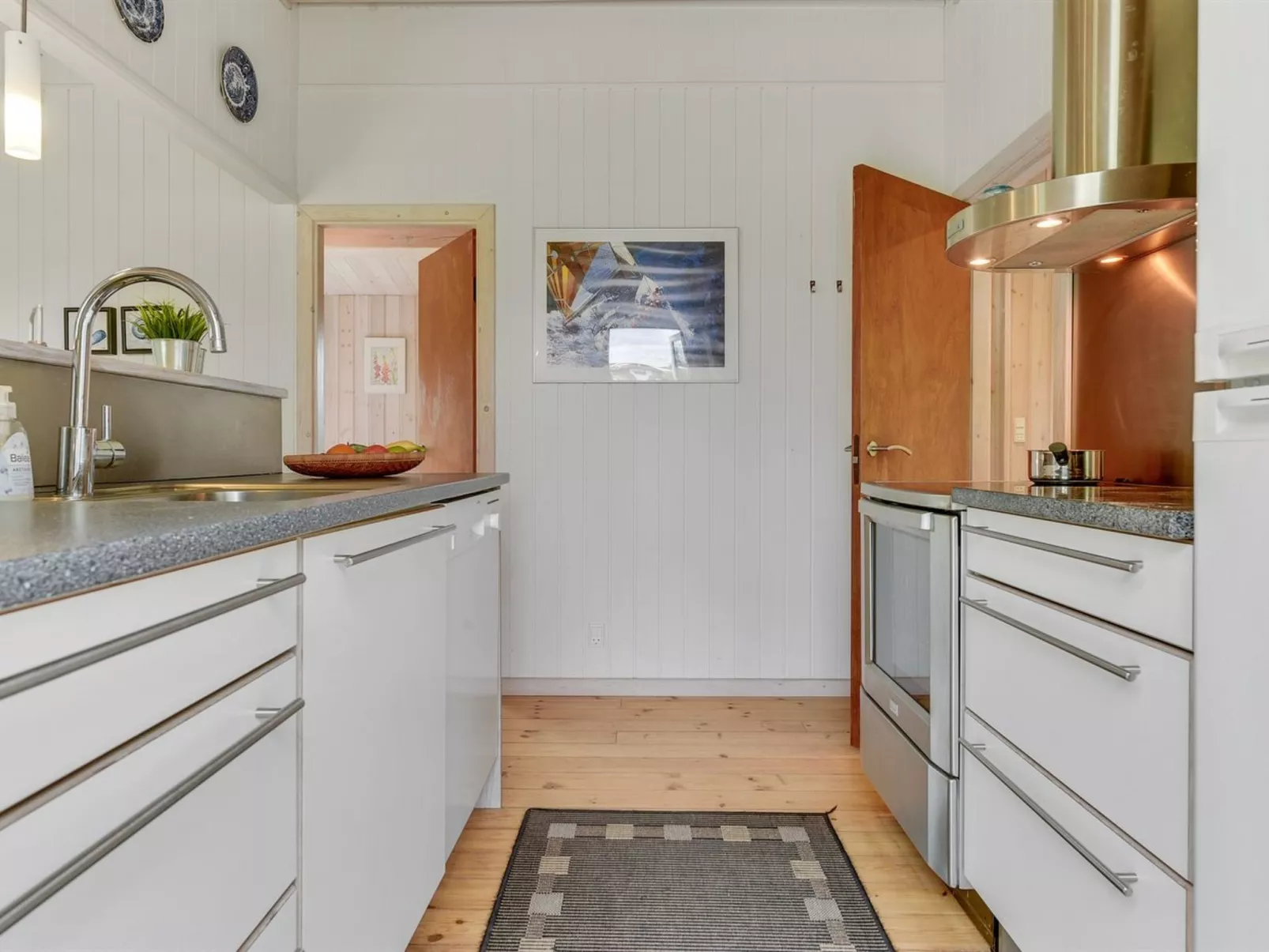 "Jenny" - 140m from the sea-Binnen