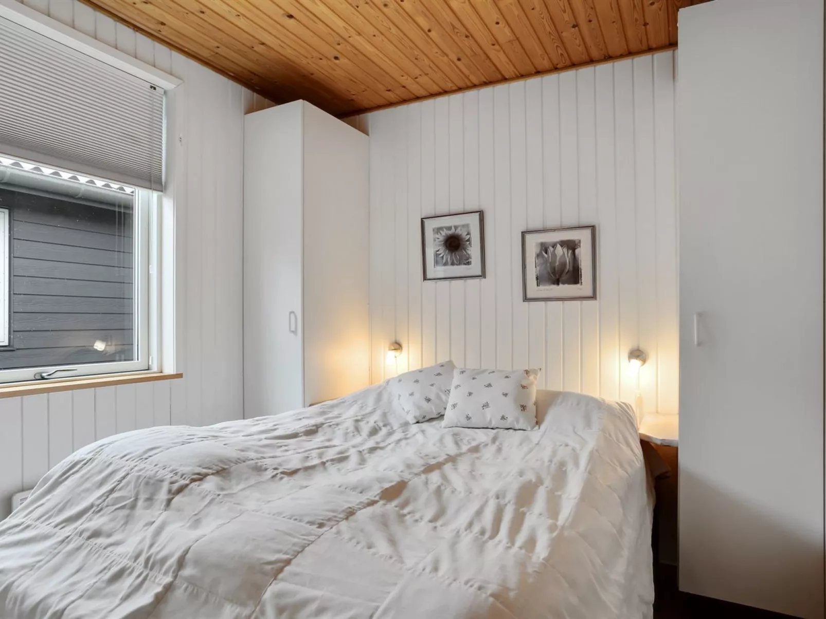 "Blek" - 300m from the sea-Binnen