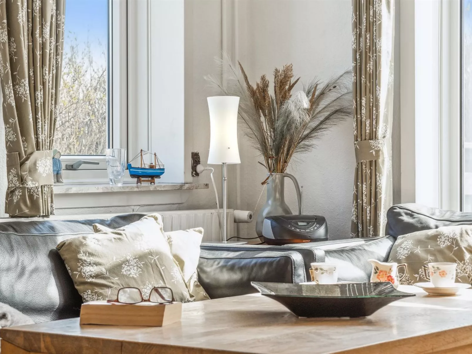 "Vappu" - 400m to the fjord-Binnen