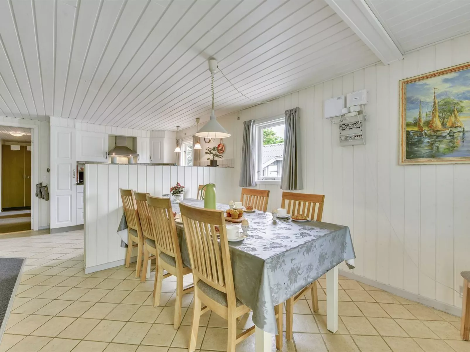 "Elizabeth" - 400m to the fjord-Binnen