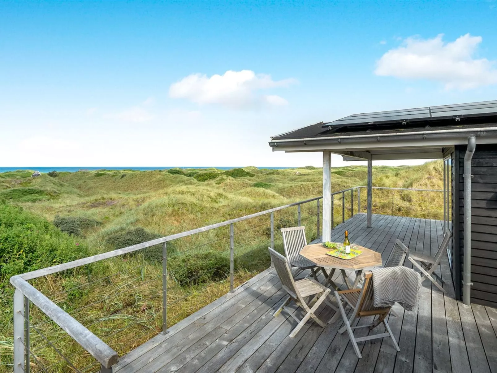 "Josten" - 500m from the sea-Buiten