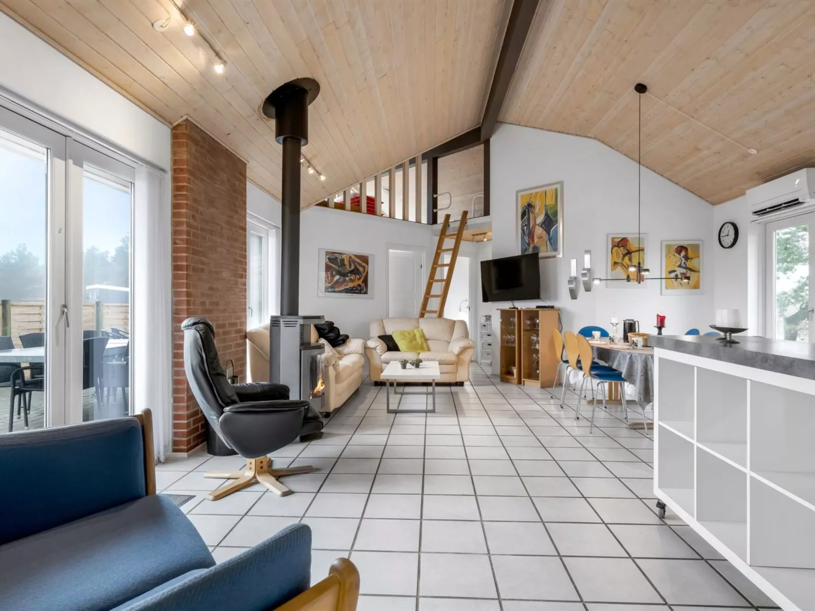 "Tydkil" - 300m to the fjord-Binnen