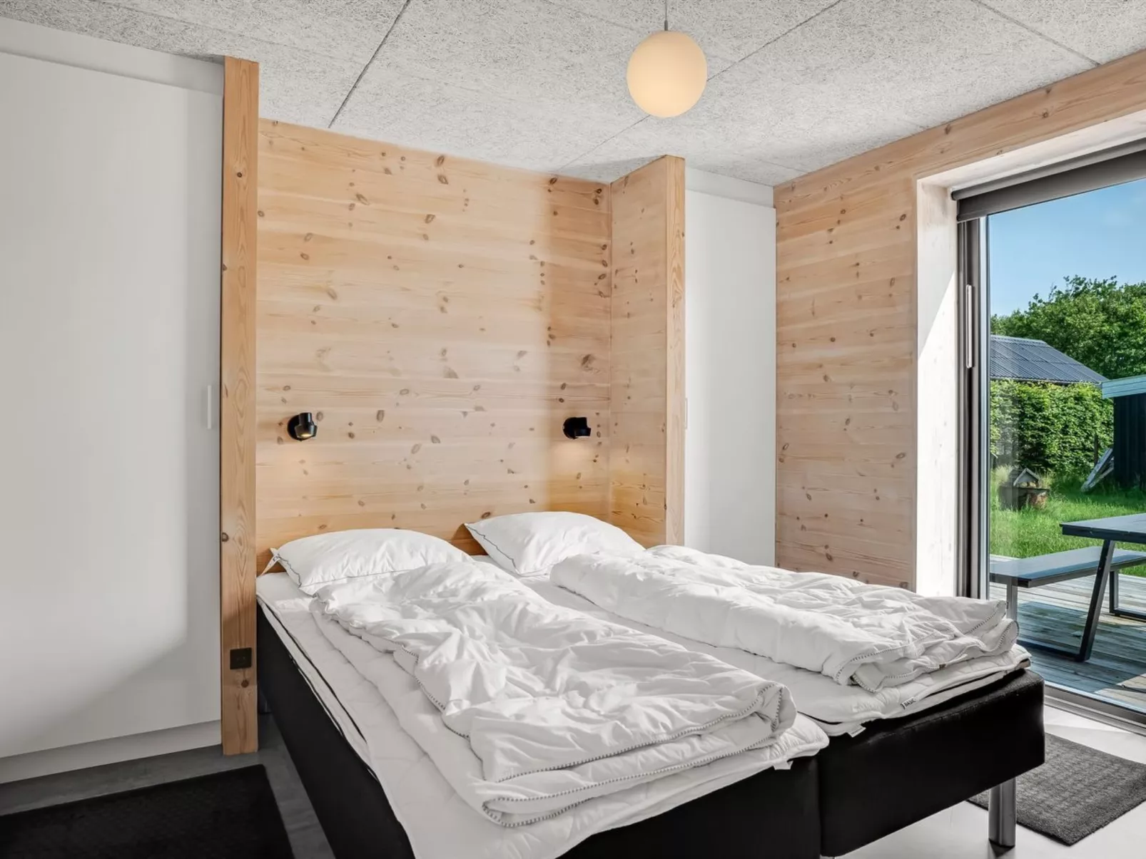 "Aslag" - 150m to the fjord-Binnen