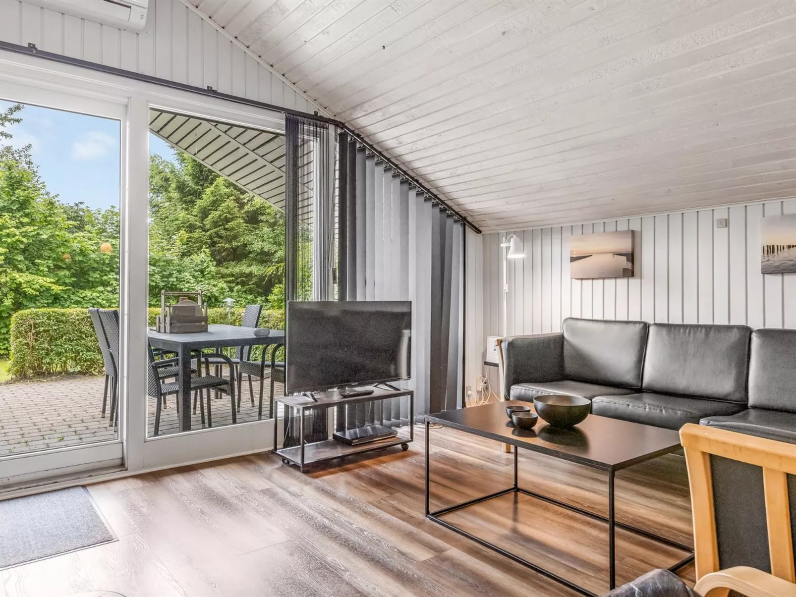 "Corinna" - 28km from the sea-Binnen