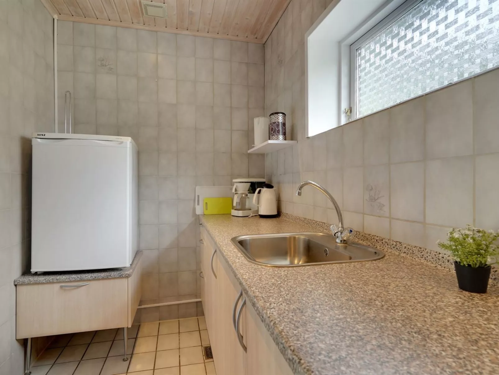 "Tokki" - 20km from the sea-Binnen