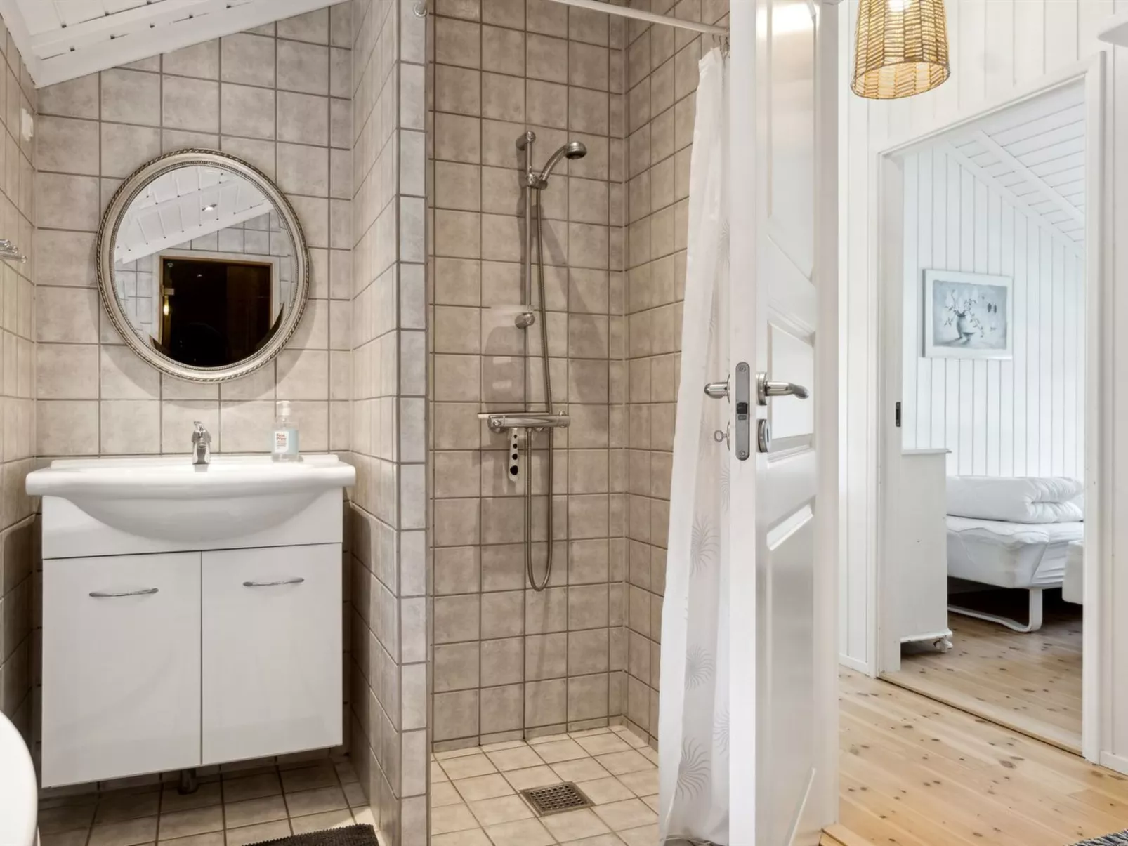 "Juke" - 425m from the sea-Binnen