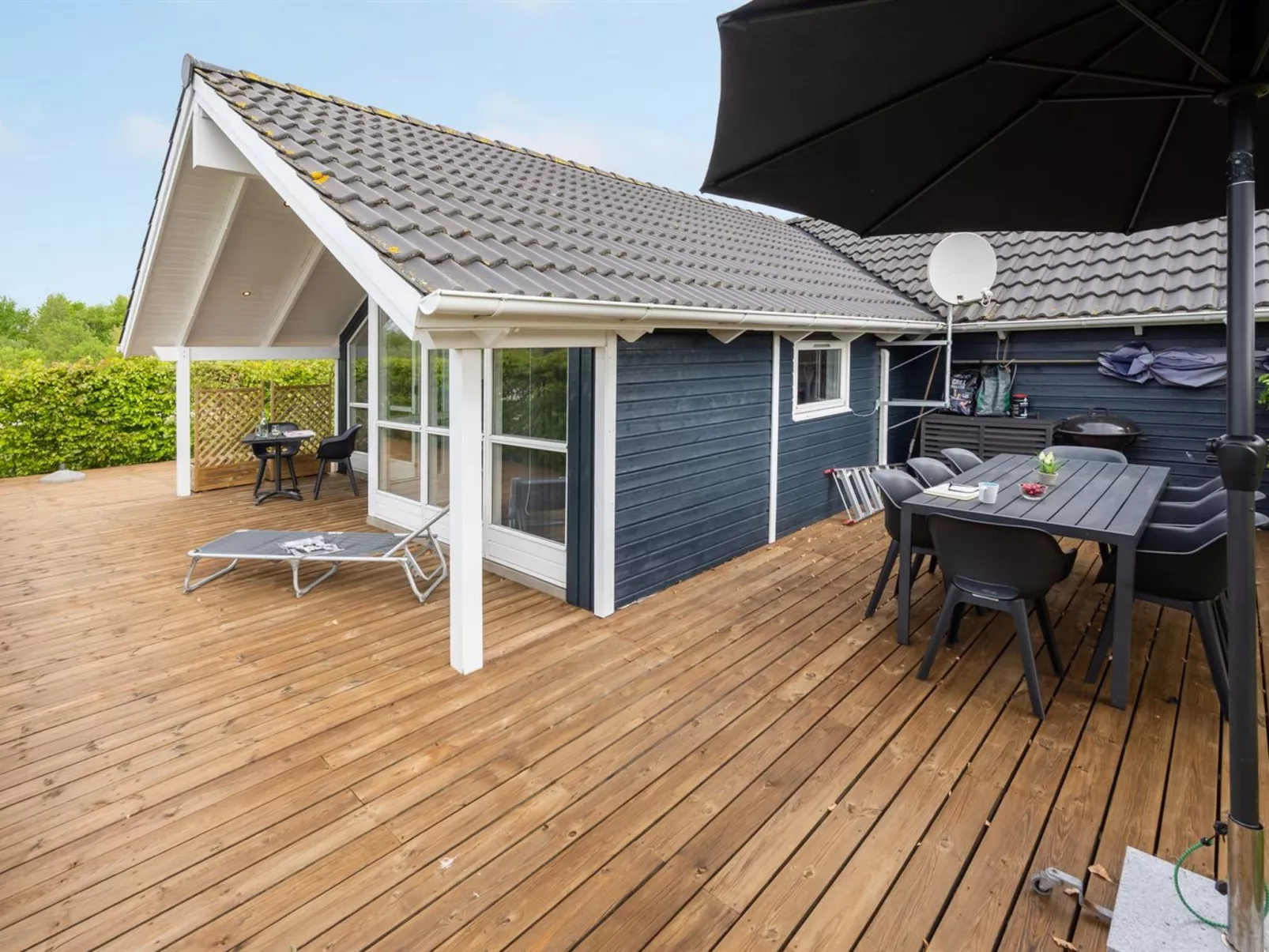 "Binna" - 1.2km to the fjord-Buiten