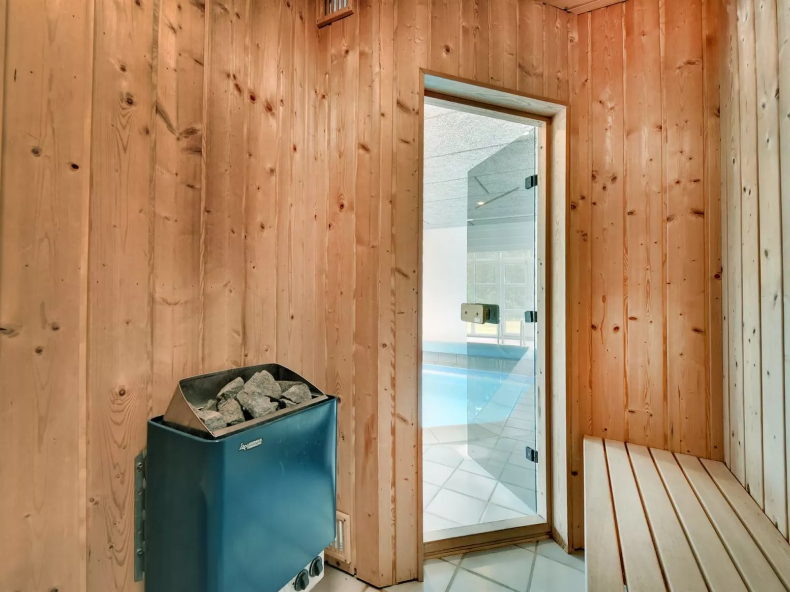 "Dorris" - 4.3km from the sea-Binnen