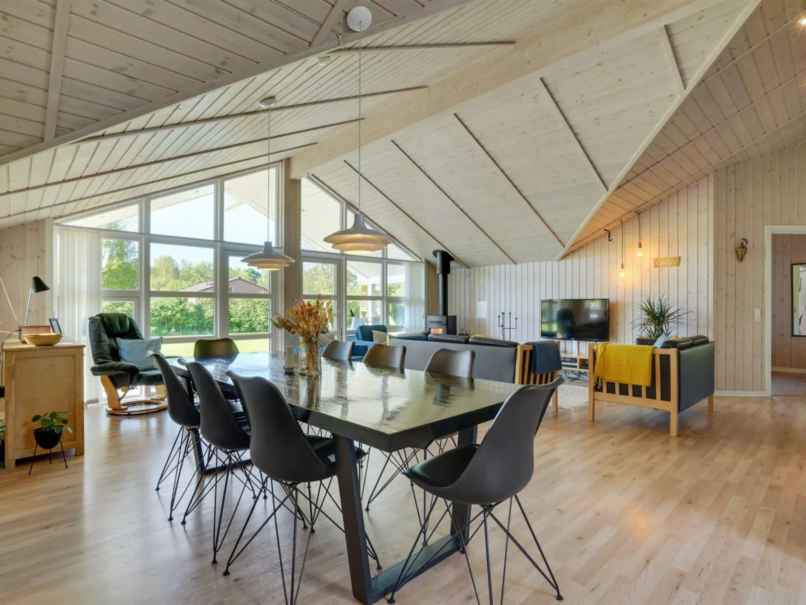 "Eicke" - 12km from the sea-Binnen