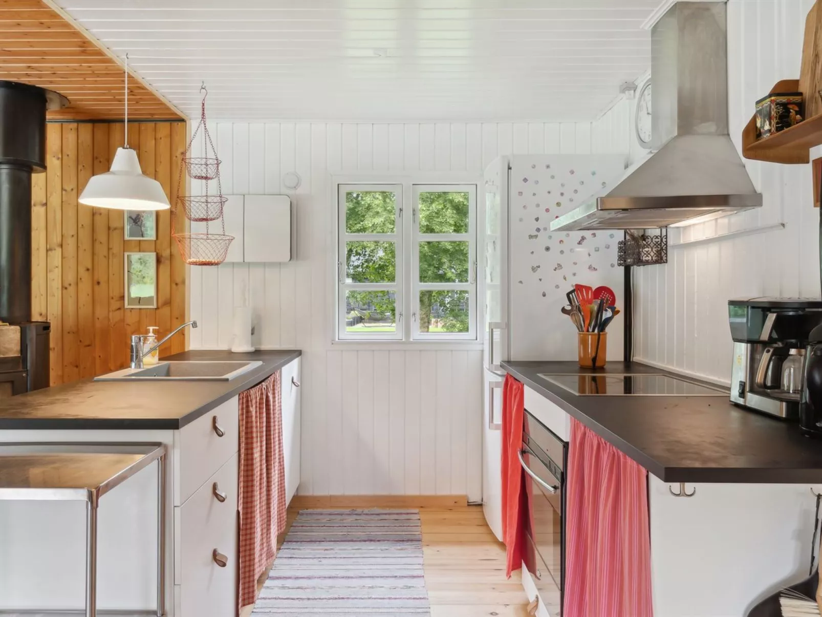 "Gunlög" - 1.3km from the sea-Binnen