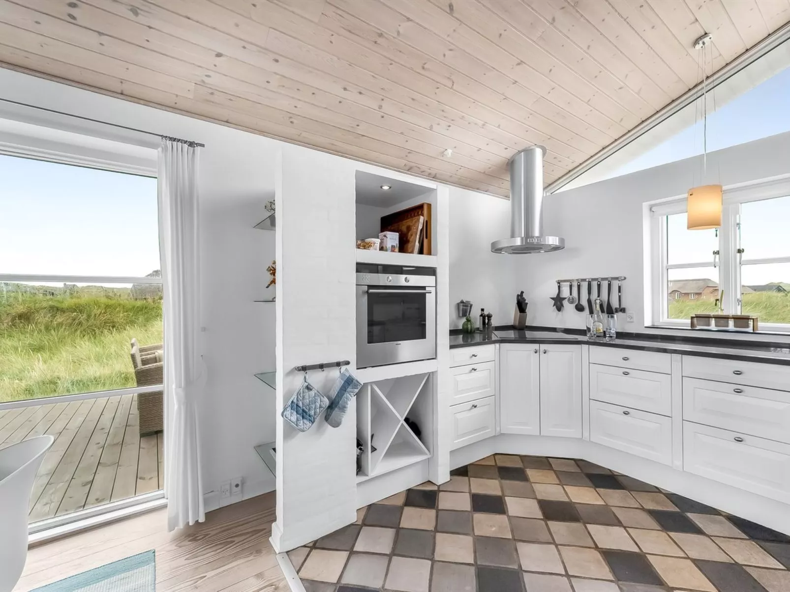 "Elfi" - 700m from the sea-Binnen