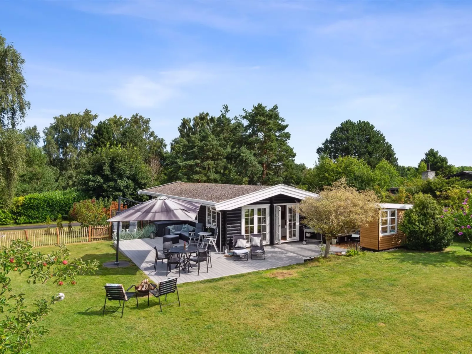 "Jeppe" - 500m from the sea-Buiten