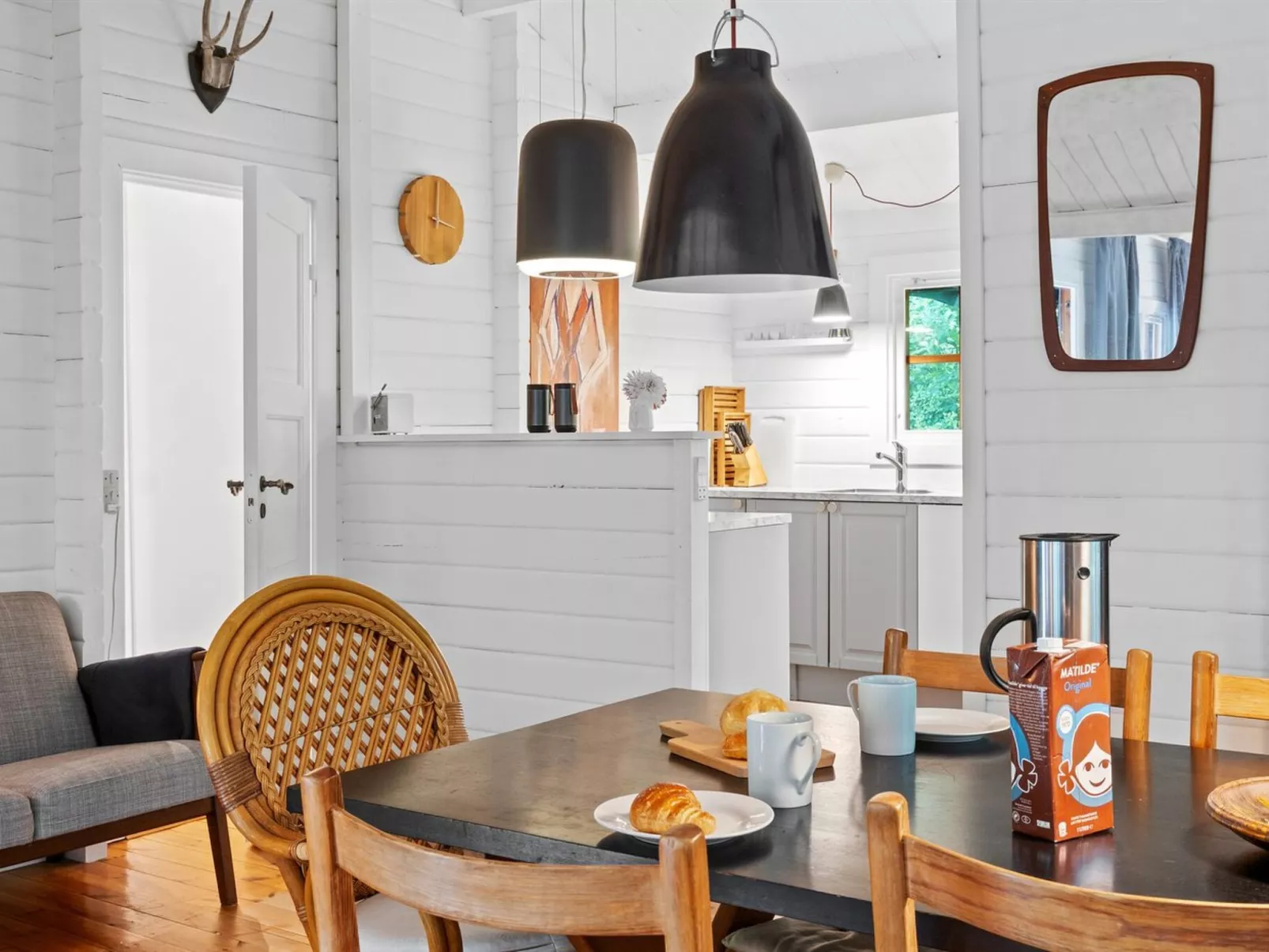 "Neela" - 300m from the sea-Binnen