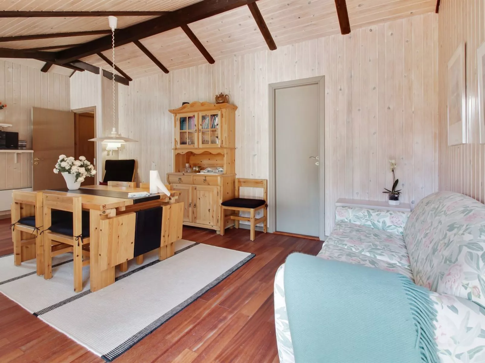 "Alban" - 700m from the sea-Binnen