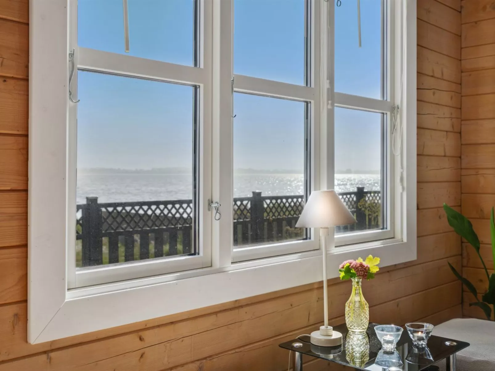 "Gyrth" - 20m to the fjord-Buiten