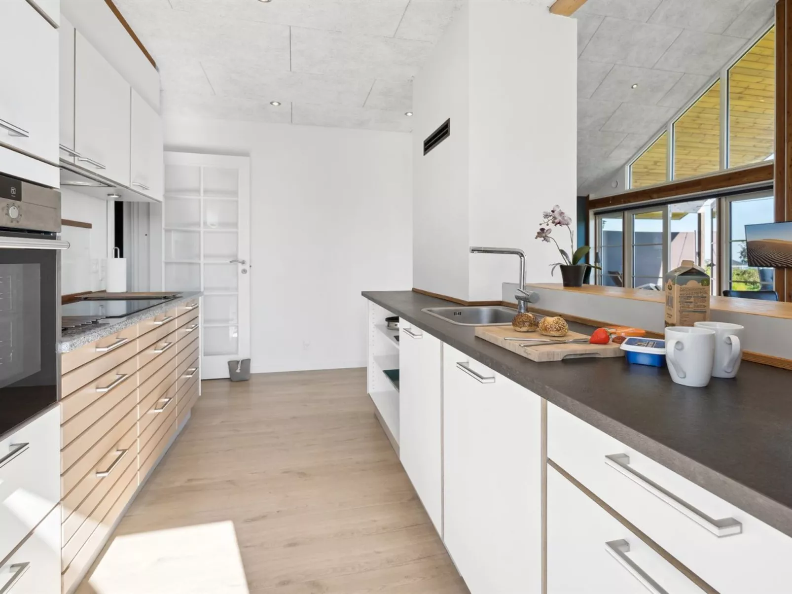 "Aderice" - 300m from the sea-Binnen