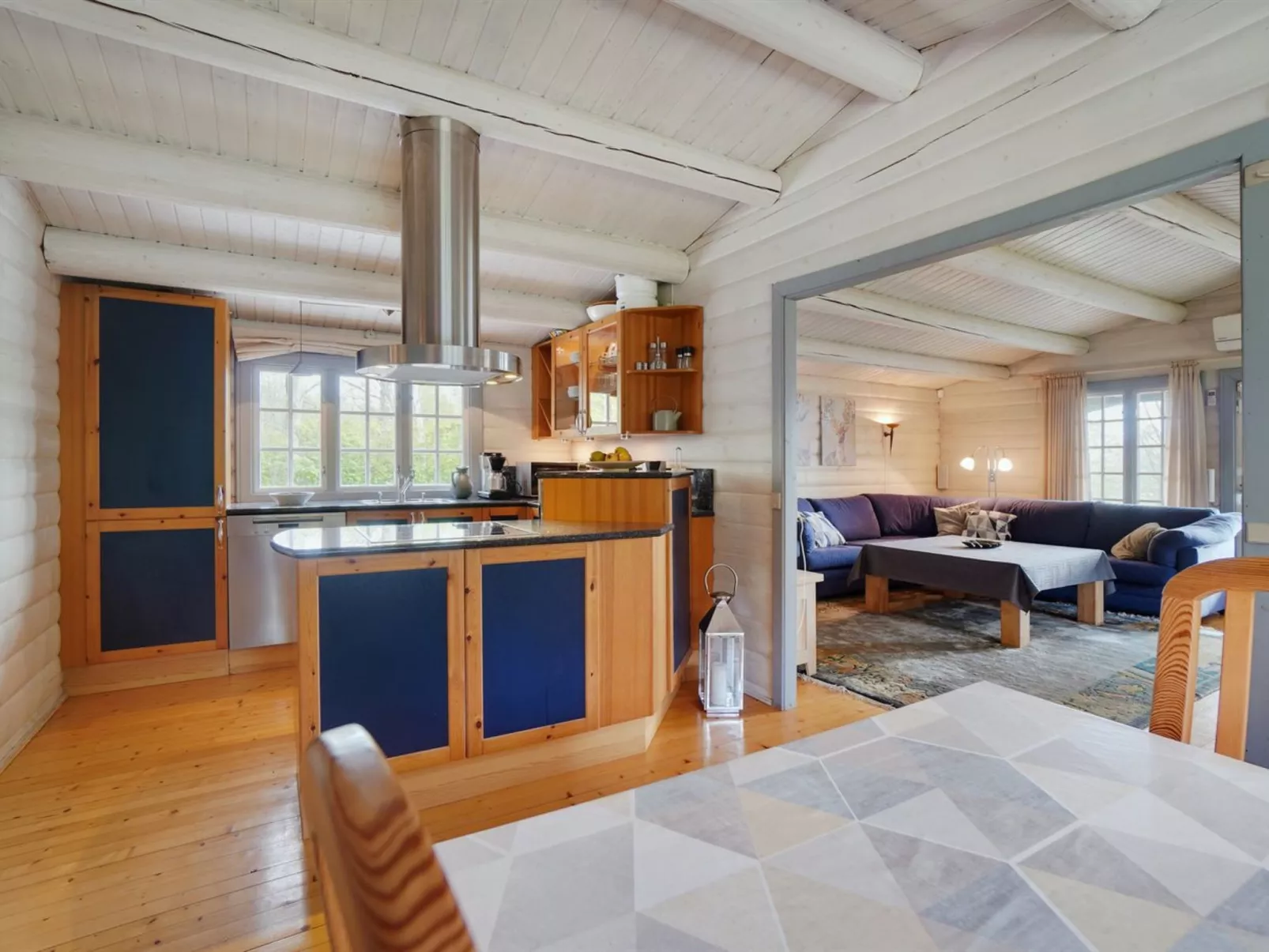 "Till" - 1.6km from the sea-Binnen