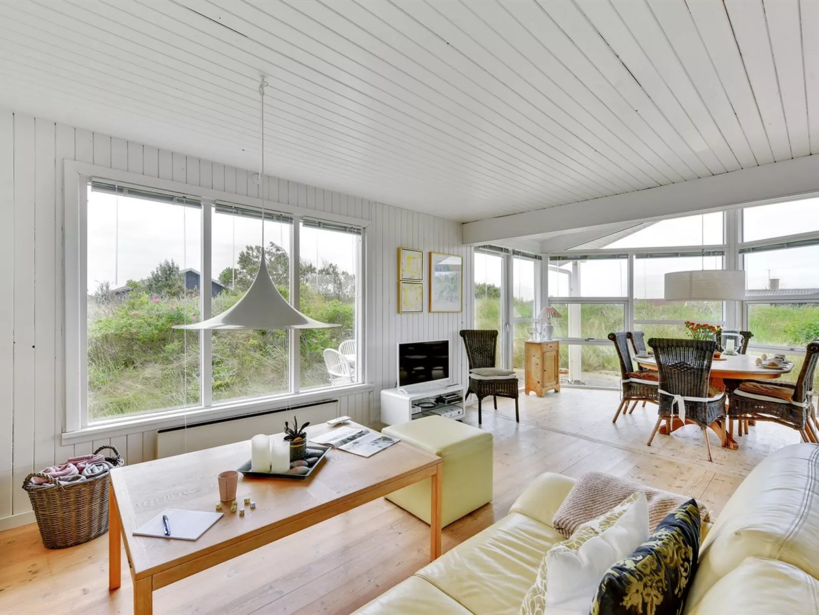 "Marika" - 500m from the sea-Binnen