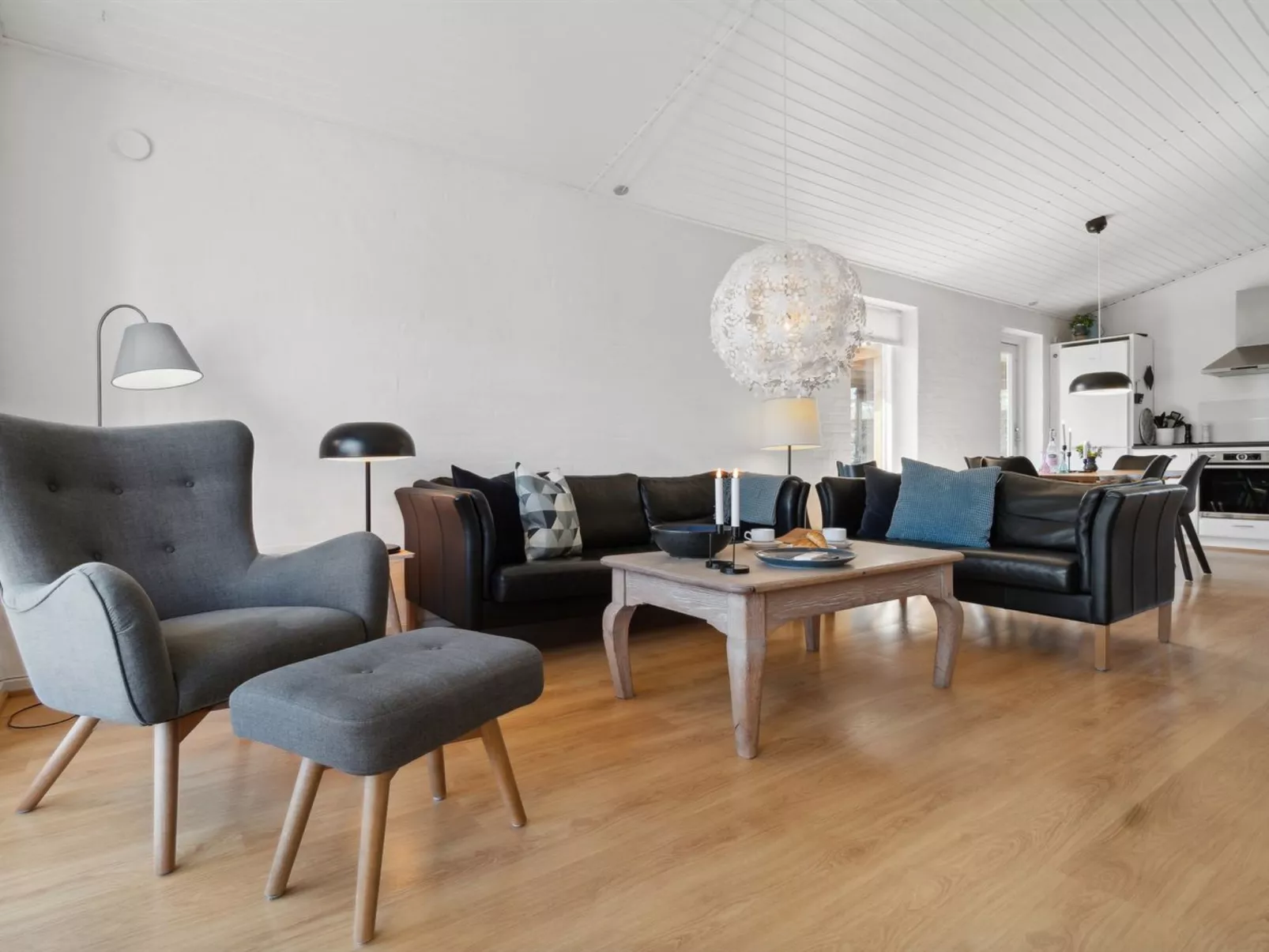 "Frederikka" - 75m from the sea-Binnen