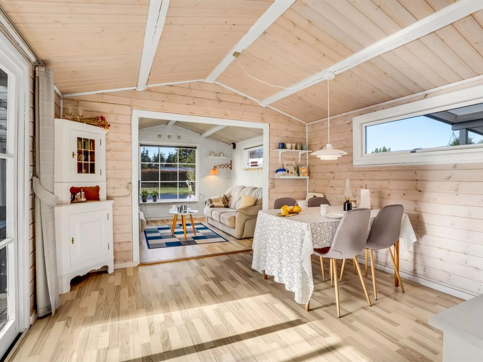 "Holte" - 750m from the sea-Binnen