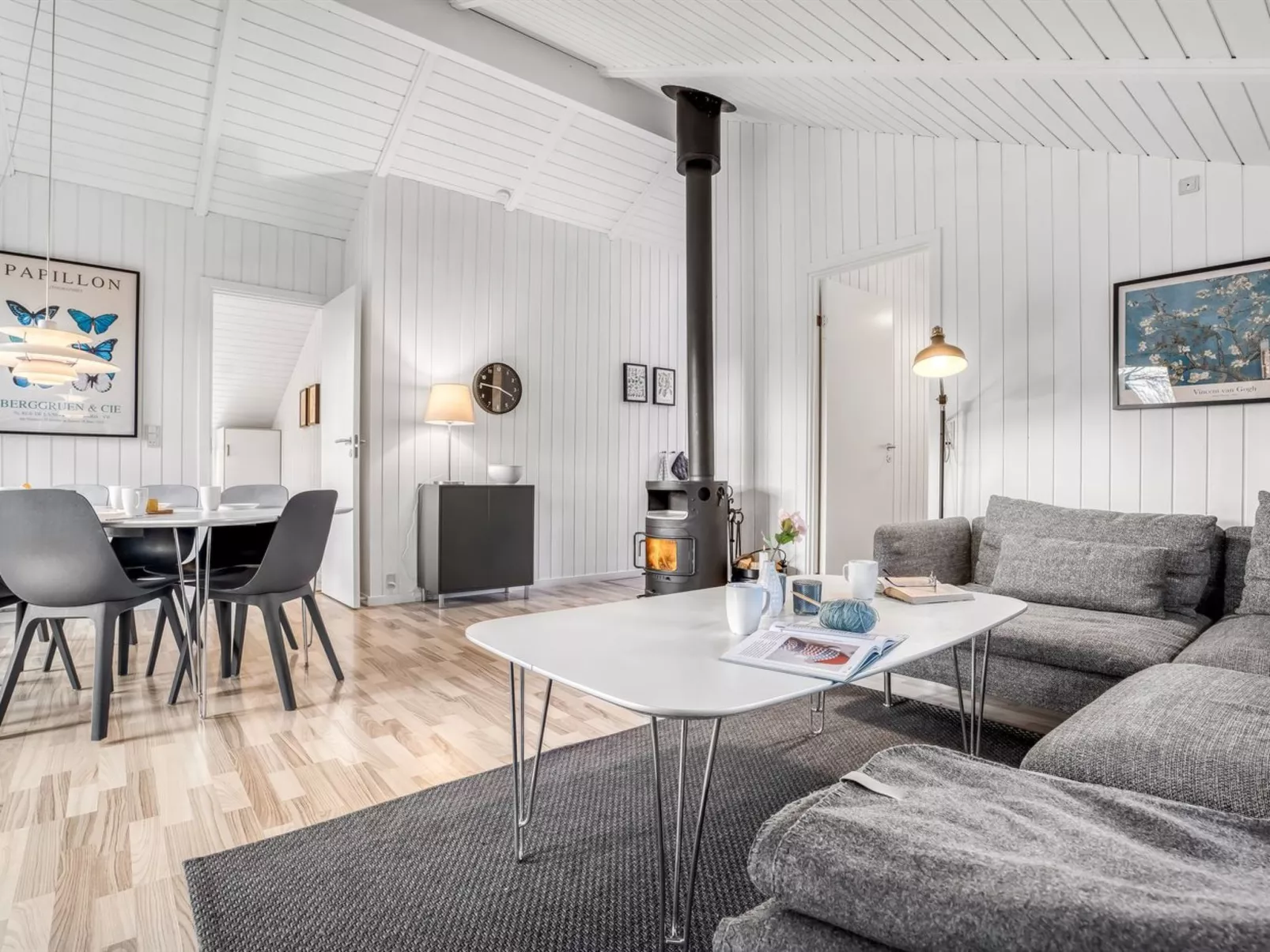 "Bjart" - 1.5km from the sea-Binnen